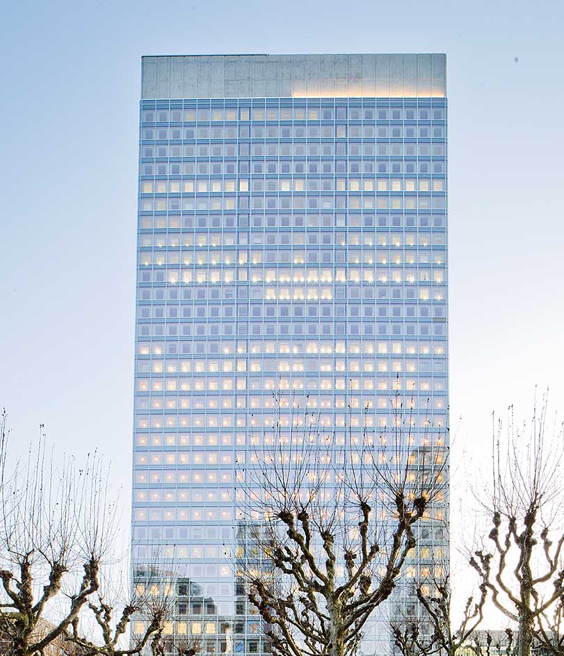 Photo de la façade de la Tour Ariane